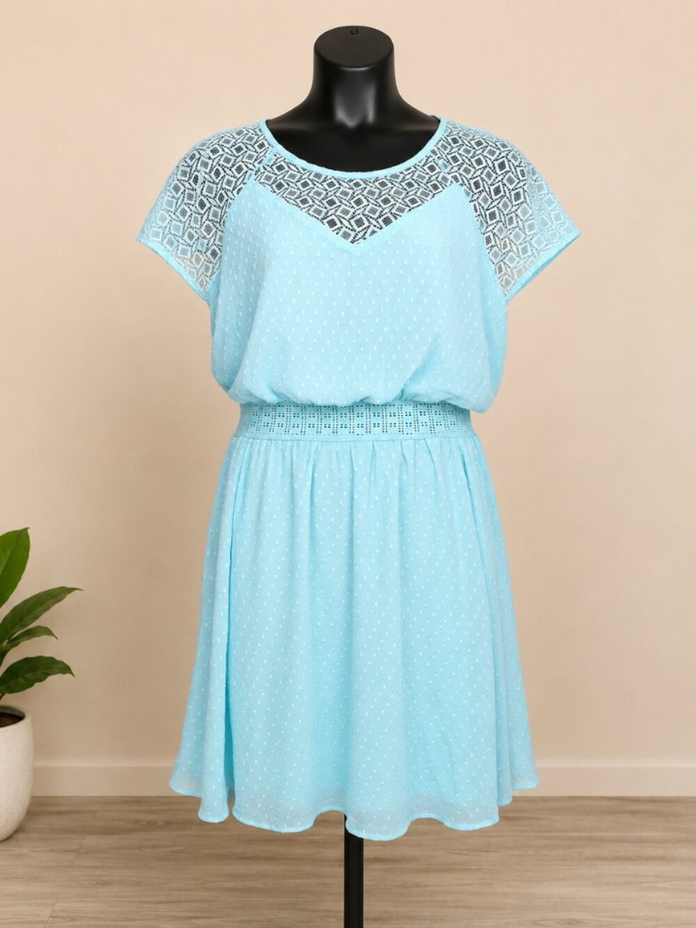 PLUS DRESS